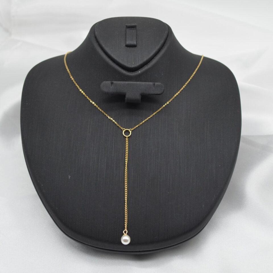 Silver necklace