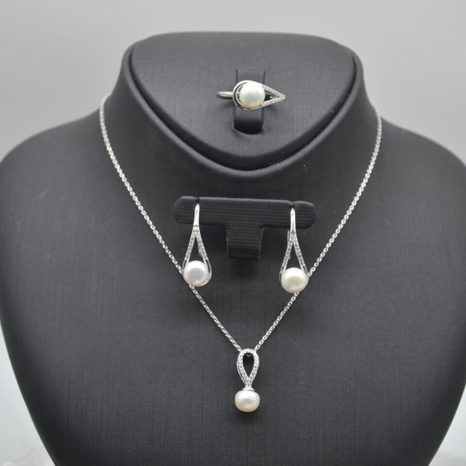 Silver set