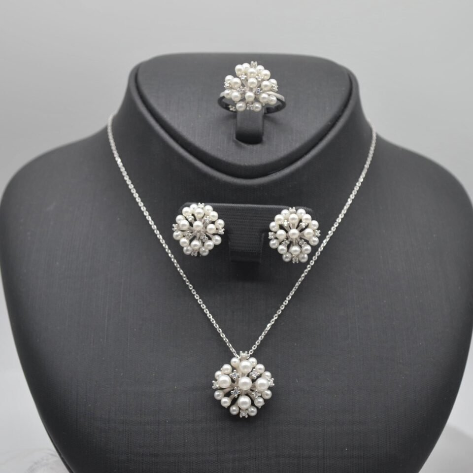 Silver set