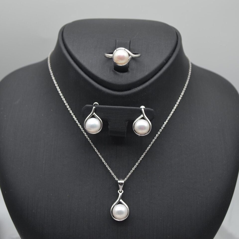 Silver set