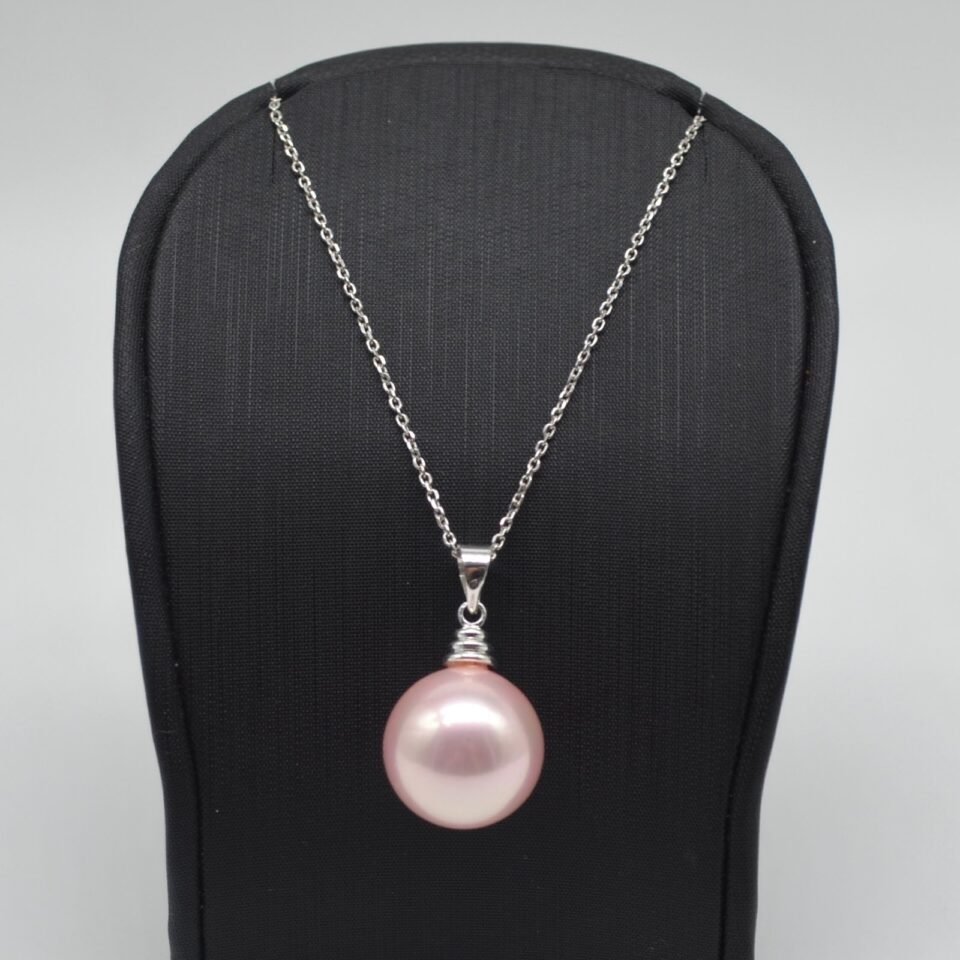 Silver necklace