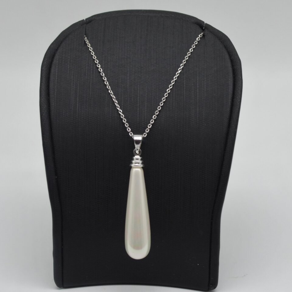 Silver necklace