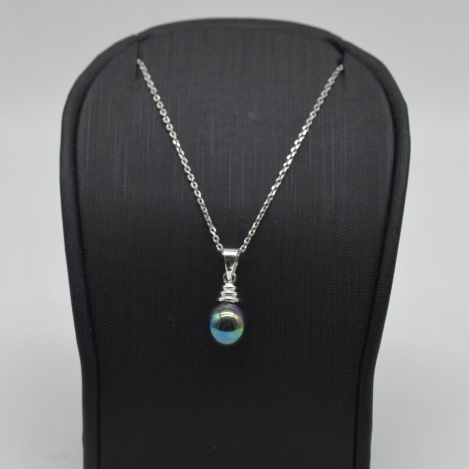 Silver necklace