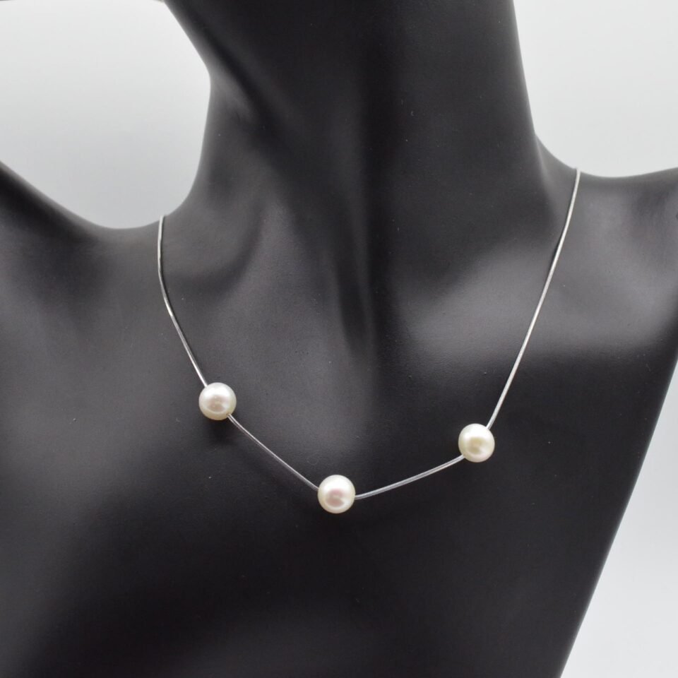 Silver necklace