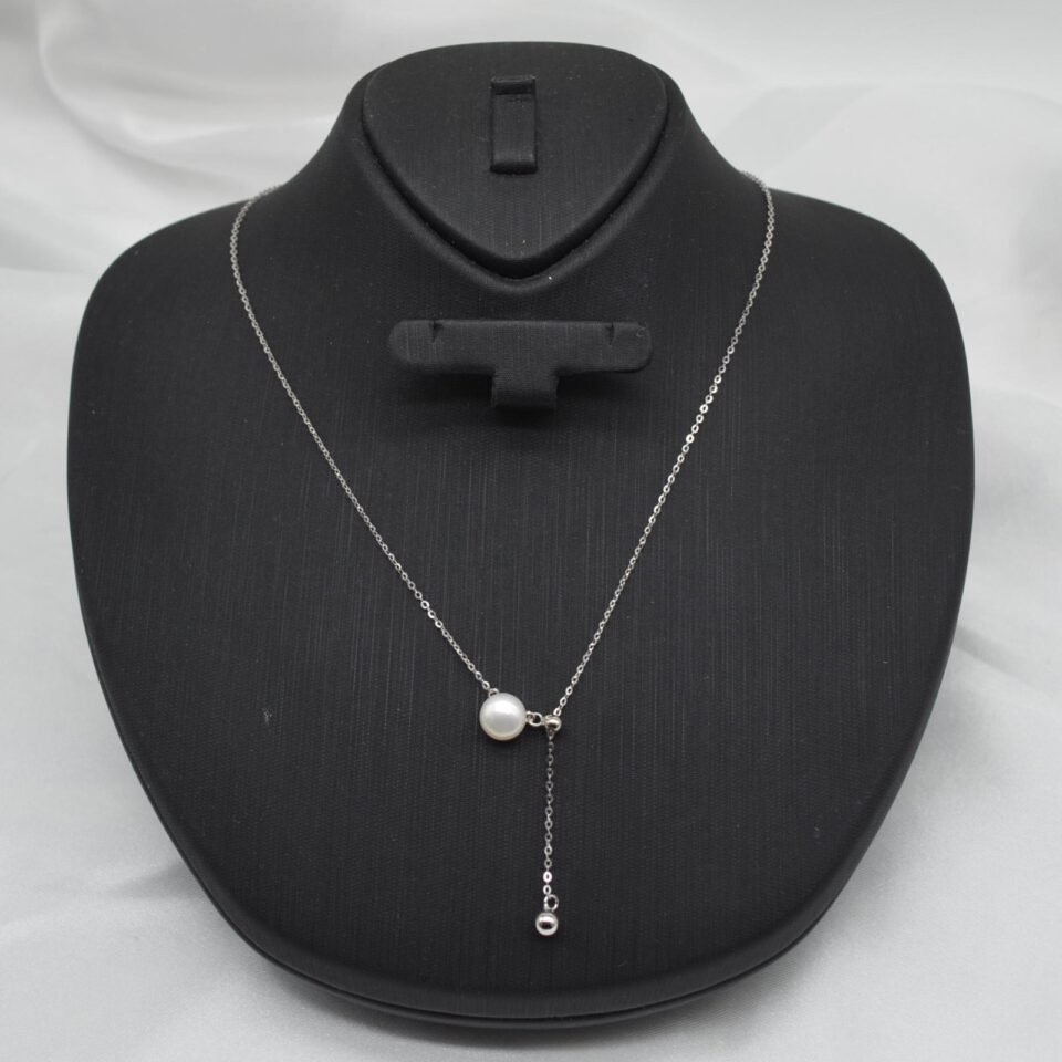 Silver necklace
