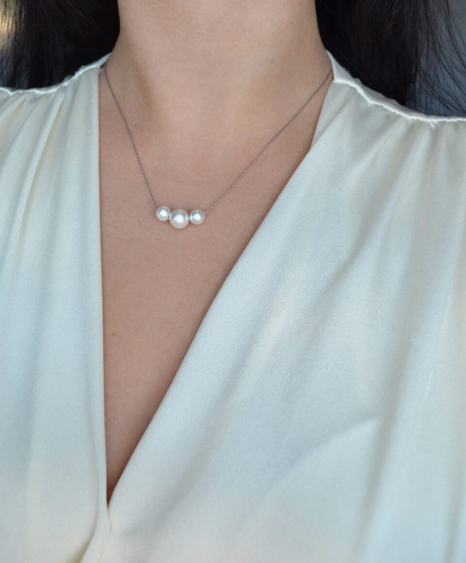 Silver necklace