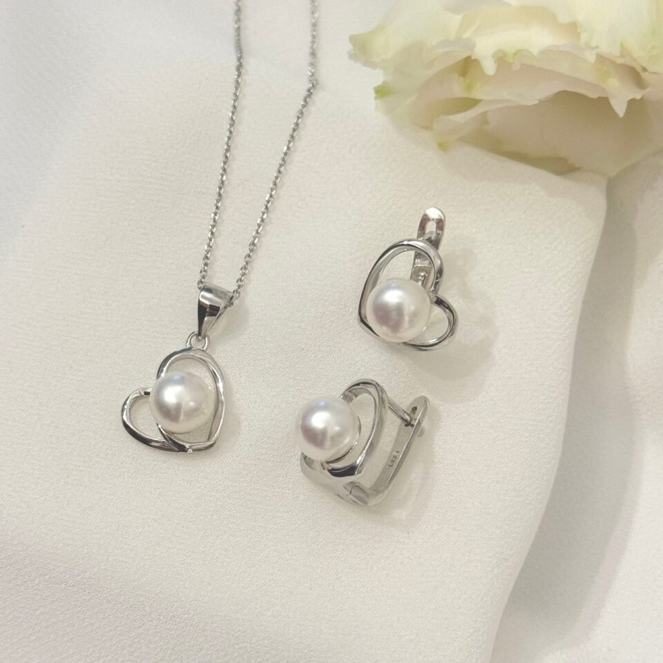 Silver set
